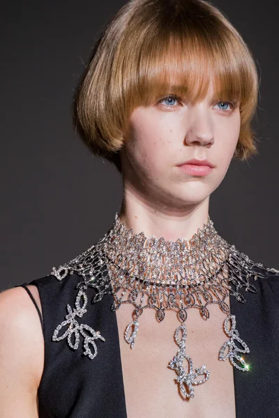 Look 104